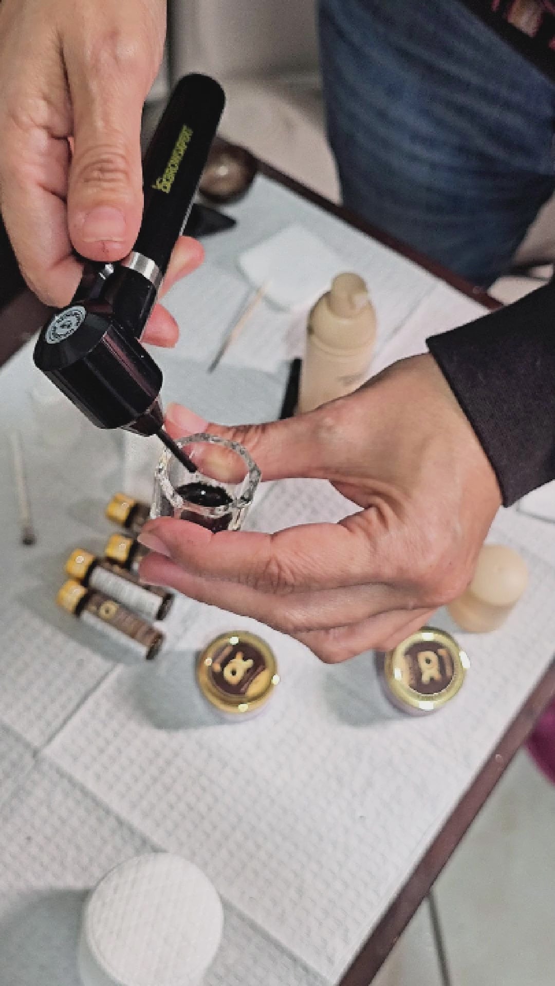 BROWSXPERT Electric Mixer Kit – Pigment Mixer Machine, 5 Mixing Sticks Stirring Tool for Pigment, Henna & Tinting + Bowl, Brush, 6 Stencils & 3 Sticky Rulers – Skin Prep & Mapping Accesories